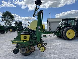 Main image John Deere 1770 1