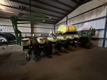 Main image John Deere 1770
