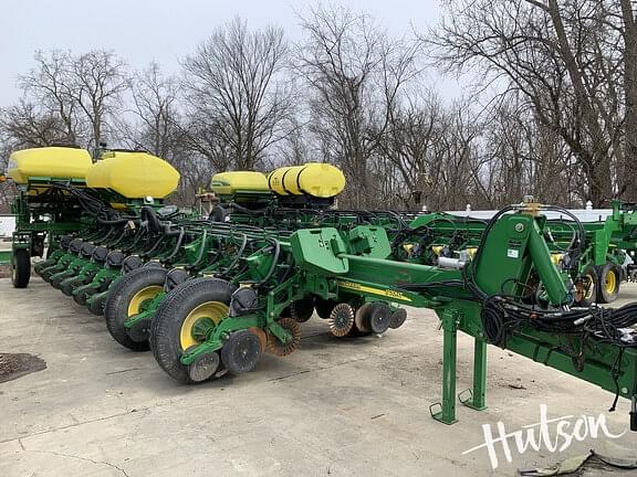 Image of John Deere 1770 Primary image