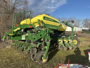 2008 John Deere 1770 Image