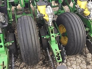 Main image John Deere 1770 9