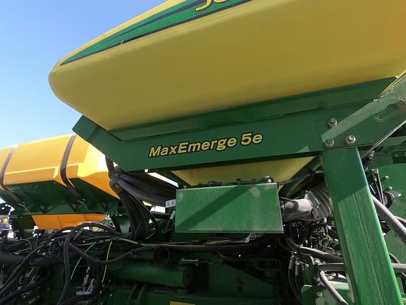 Main image John Deere 1770 12