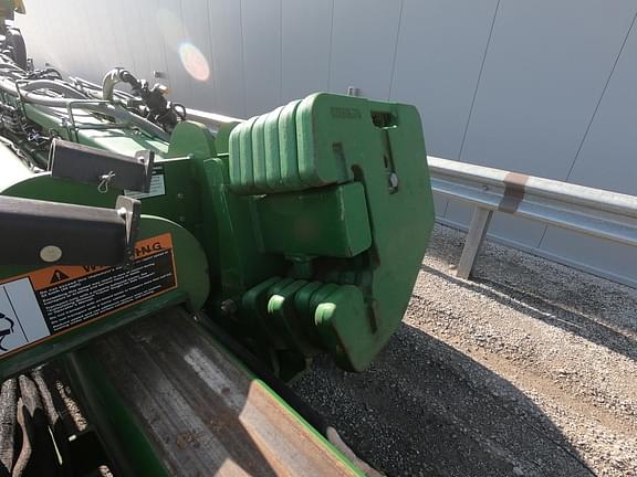 Main image John Deere 1770 27