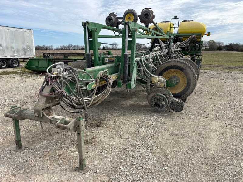 Image of John Deere 1770 Primary image