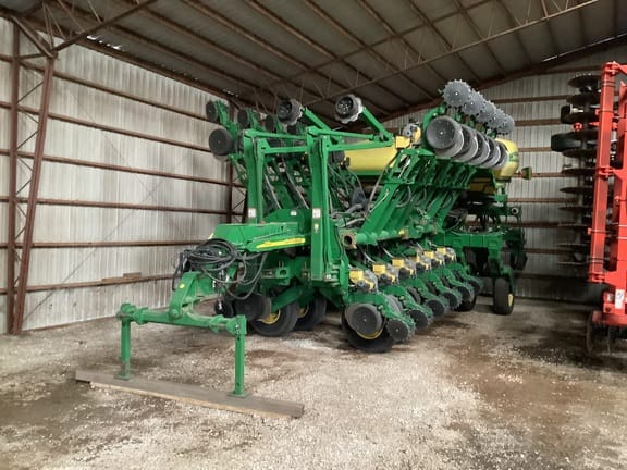 Main image John Deere 1790
