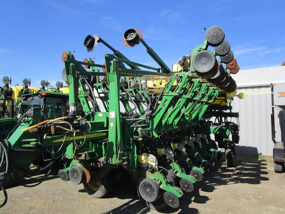 Main image John Deere 1790