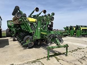 Main image John Deere 1790 3