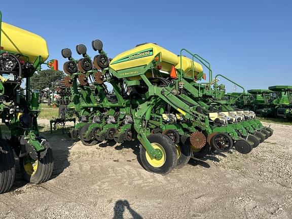 Image of John Deere 1790 equipment image 1