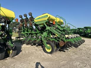 Main image John Deere 1790 1