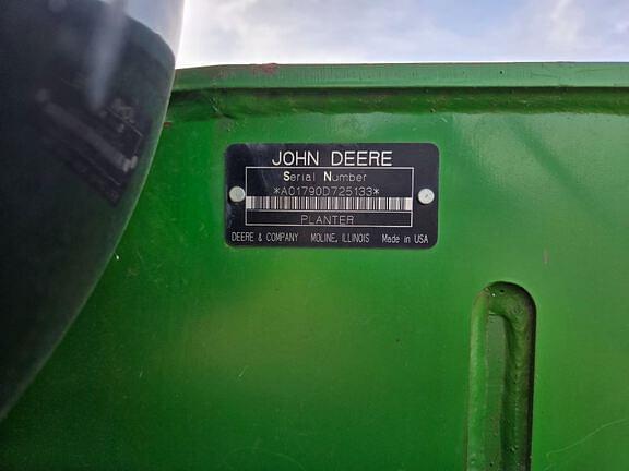 Image of John Deere 1790 equipment image 4