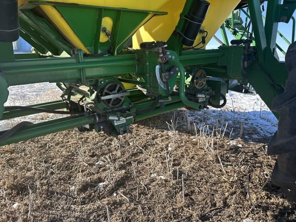 Image of John Deere 1830 equipment image 4