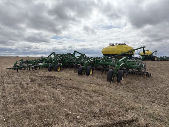 2008 John Deere 1830 Equipment Image0