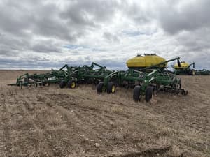 2008 John Deere 1830 Image