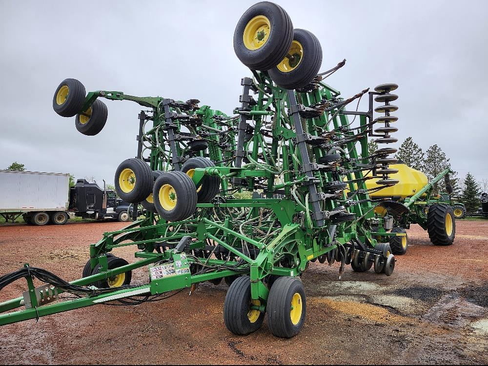 Image of John Deere 1835 Primary image