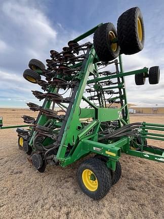 Image of John Deere 1890 equipment image 1