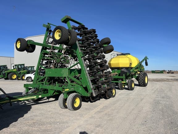2008 John Deere 1890 Equipment Image0