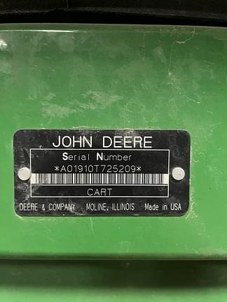 Image of John Deere 1910 Image 1