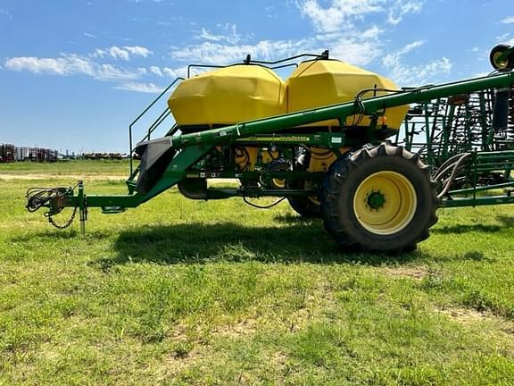 Image of John Deere 1910 Primary image