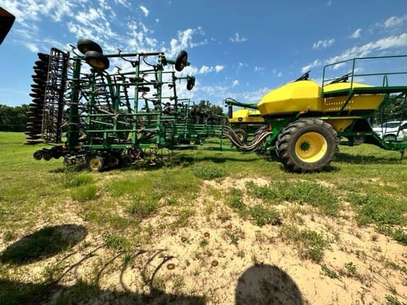 2009 John Deere 1910 Equipment Image0