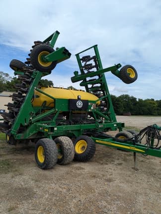 Image of John Deere 1990 equipment image 1