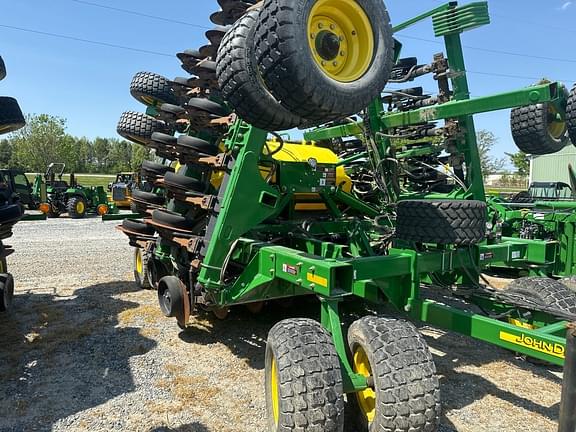 Image of John Deere 1990 equipment image 1