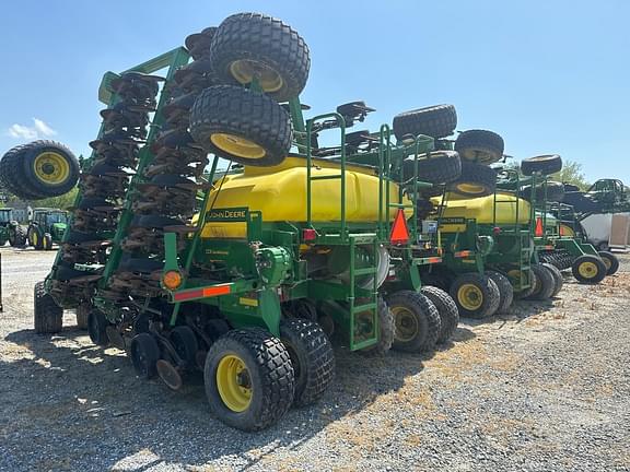 Image of John Deere 1990 equipment image 2