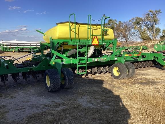 Image of John Deere 1990 equipment image 1