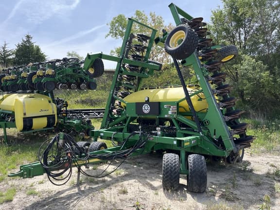 Image of John Deere 1990 equipment image 2