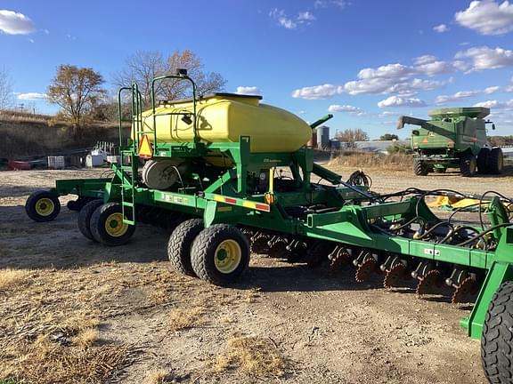 Image of John Deere 1990 equipment image 4