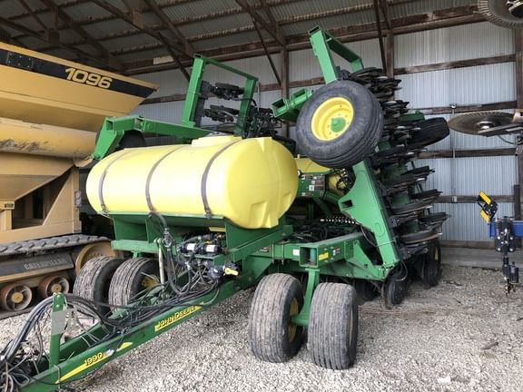 2008 John Deere 1990 Equipment Image0