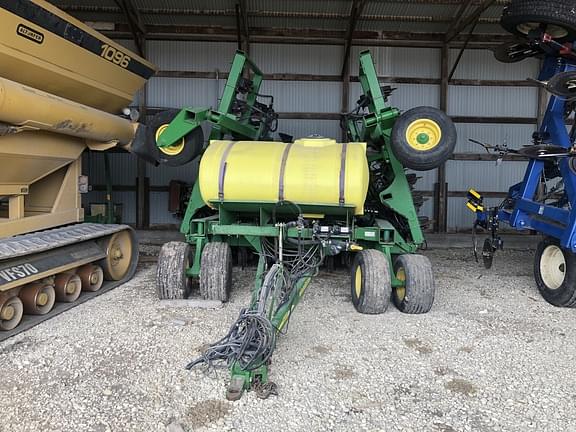 Image of John Deere 1990 equipment image 1