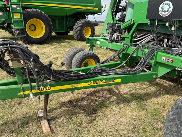 Image of John Deere 1990 equipment image 2