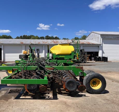 Image of John Deere 1990 equipment image 2