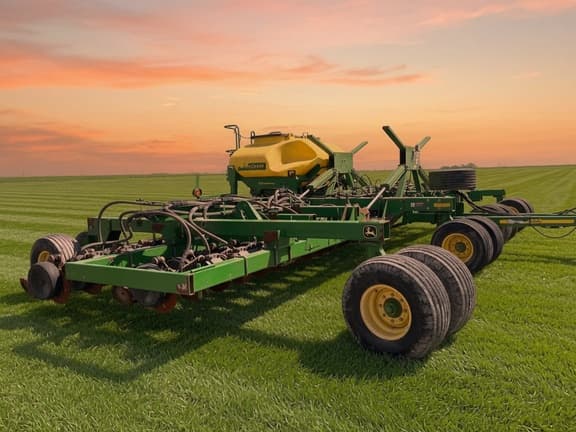 Image of John Deere 1990 Primary image
