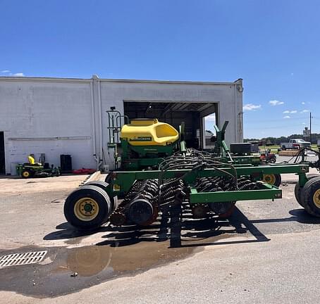 Image of John Deere 1990 equipment image 4