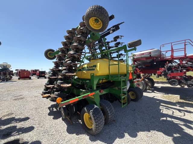 Image of John Deere 1990 equipment image 4