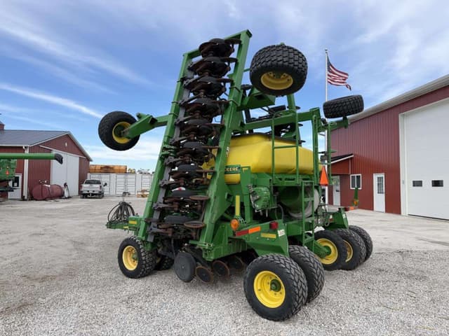 Image of John Deere 1990 equipment image 3