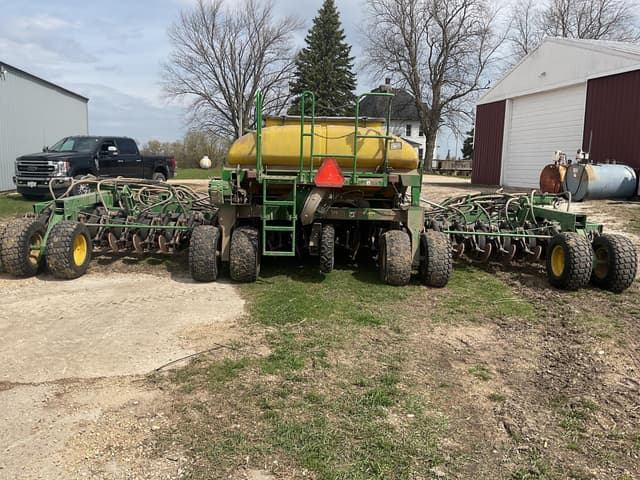 Image of John Deere 1990 equipment image 4