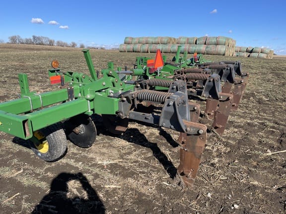 2008 John Deere 2100 Equipment Image0