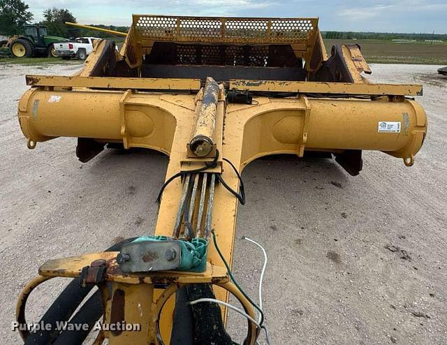 Image of John Deere 2112E equipment image 1