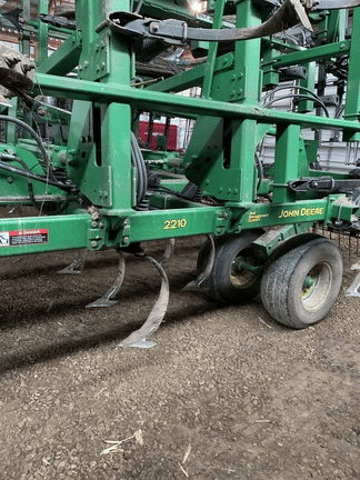 Main image John Deere 2210