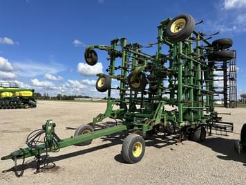 Main image John Deere 2210