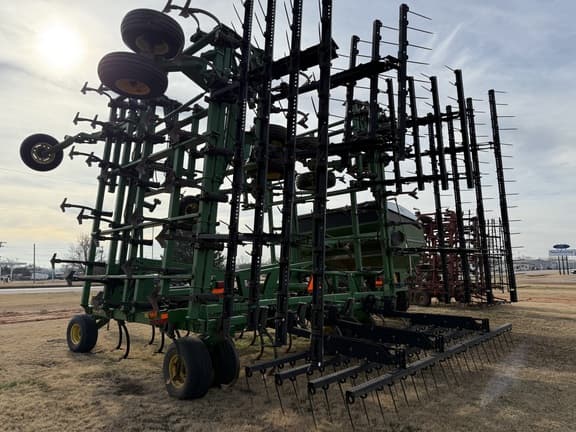 Image of John Deere 2210 equipment image 3