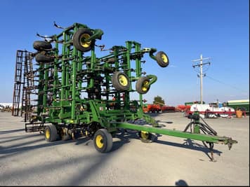 Main image John Deere 2210