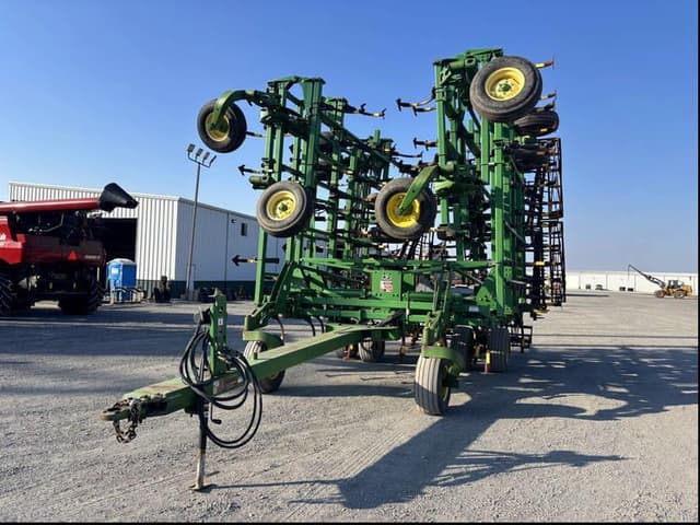 Image of John Deere 2210 equipment image 1