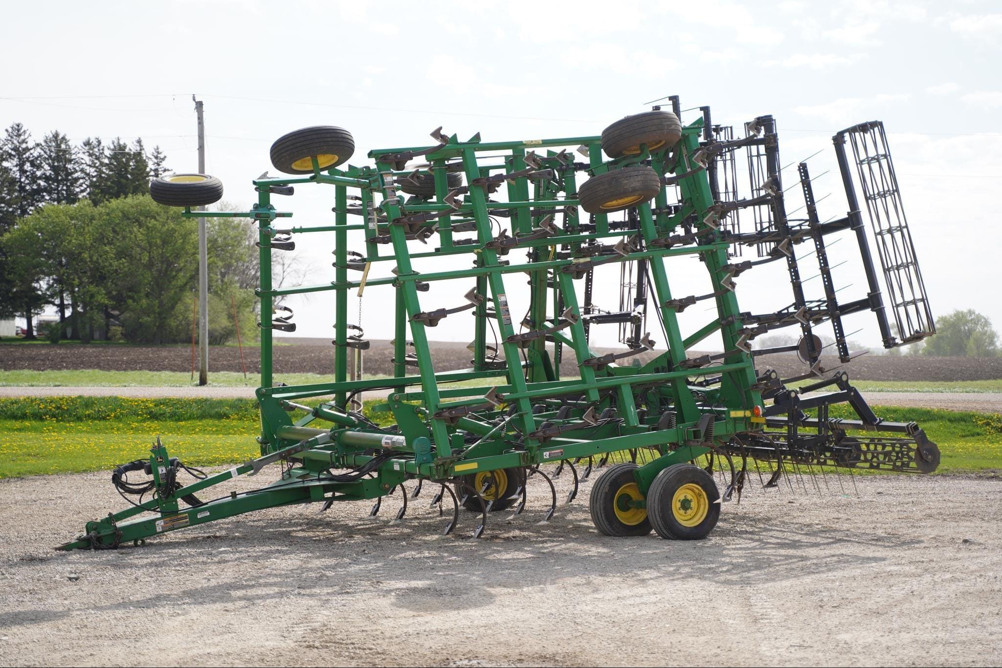 Main image John Deere 2210