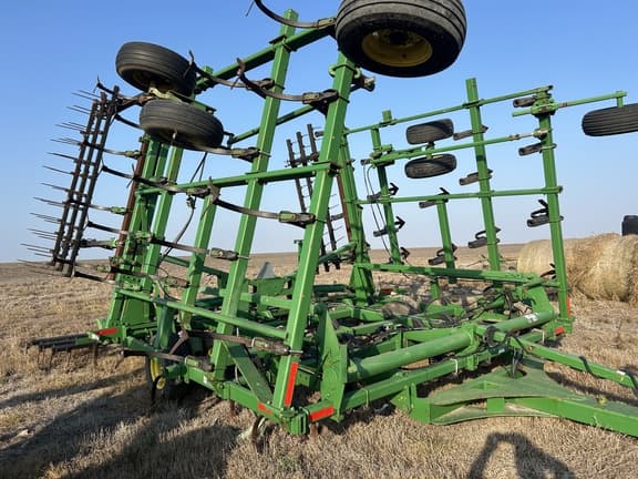 Image of John Deere 2210L Primary image