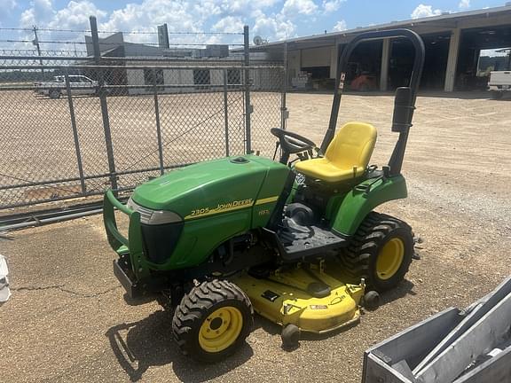 Image of John Deere 2305 Primary image