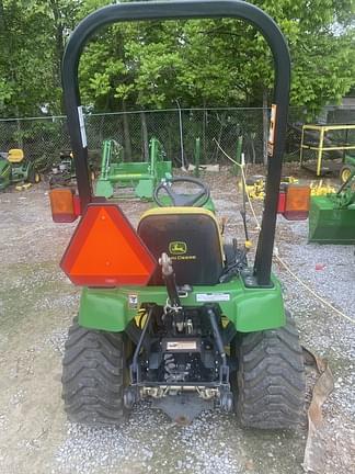 Image of John Deere 2305 equipment image 2