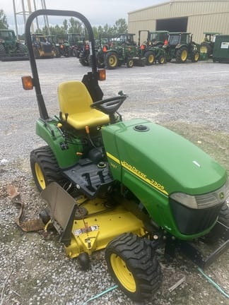 2008 John Deere 2305 Equipment Image0